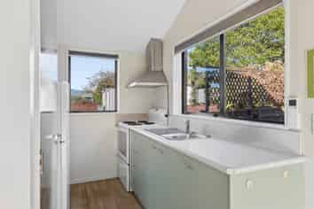 6A-B Munro Place, Carters Beach