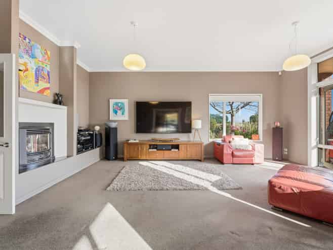34 Paterson Road, Chain Hills