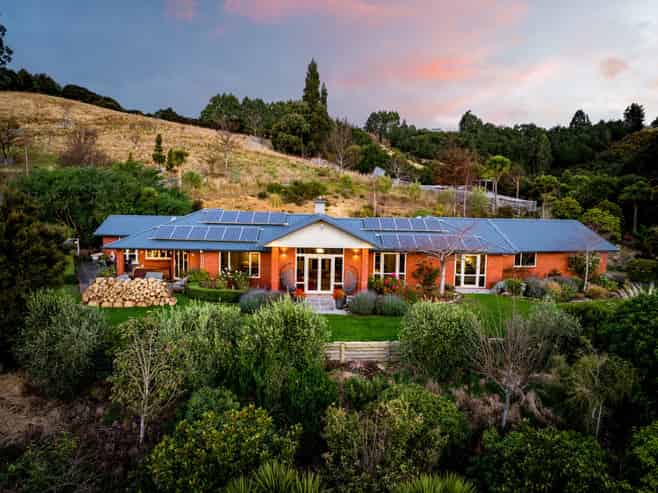 34 Paterson Road, Chain Hills