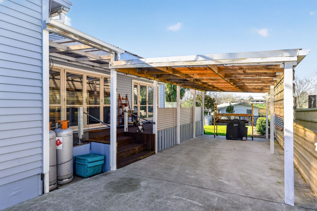 Space, Serenity, and Convenience - Vista 6