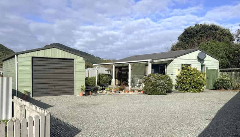  14 Baillie Place, Cobden