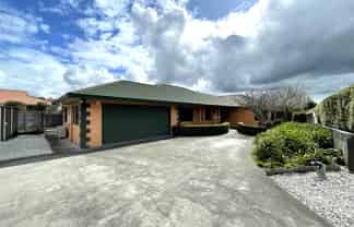 13 Kingsgate Row, Havelock North