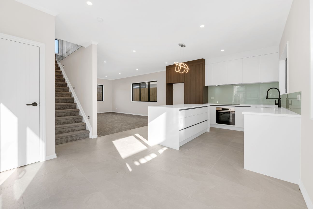 Brand New! Double Garage! Ready to Move In! – pohled 6