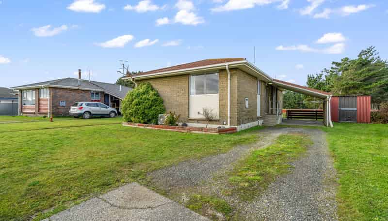 32 Ottrey Street, CLIFTON