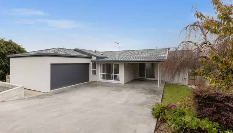 29 Tauroa Road, Havelock North