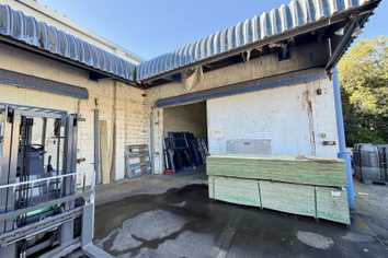 Affordable Rosebank Storage Opportunity! | 74m2