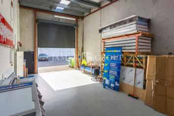 Vacant Possession |Tilt-Slab Airport Industrial