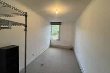 1/136 Glenmore Street, Northland