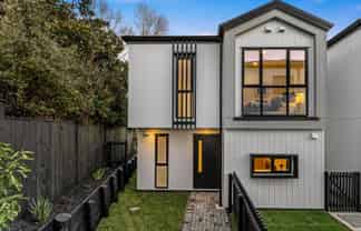 22 Weybridge Crescent, Glen Innes