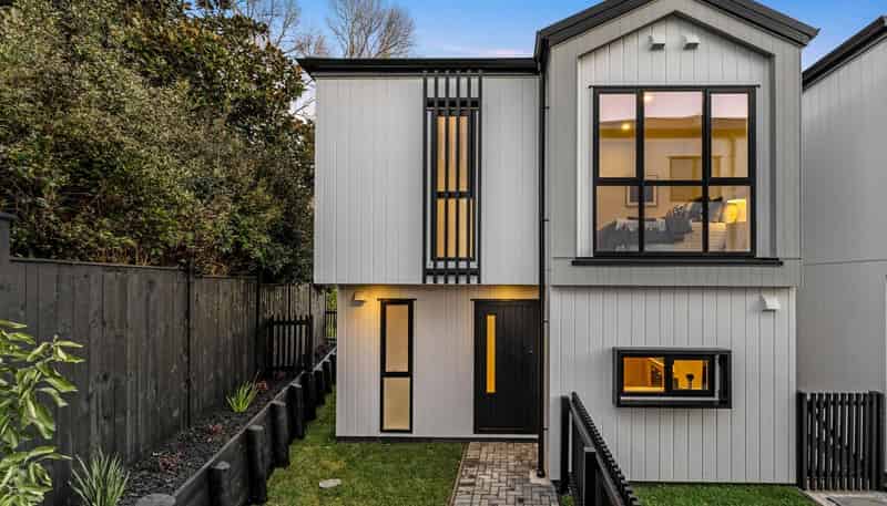 22 Weybridge Crescent, Glen Innes