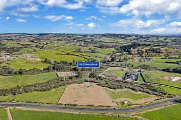 16 Clifton Road, Whitford