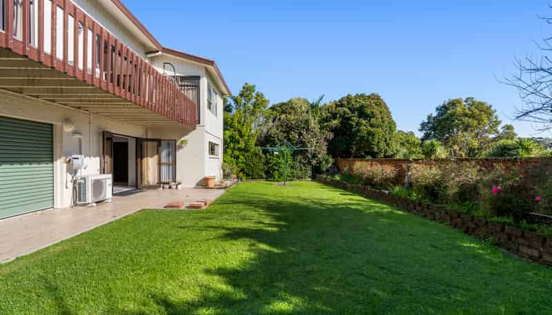 10 Oaktree Avenue, Browns Bay
