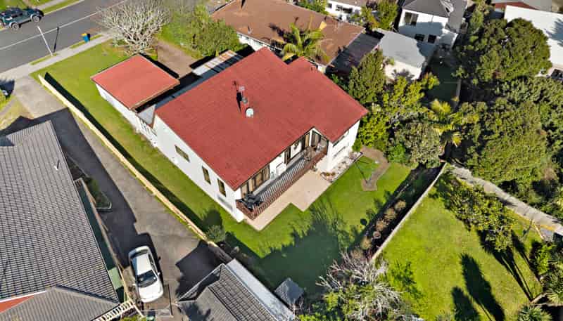 10 Oaktree Avenue, Browns Bay