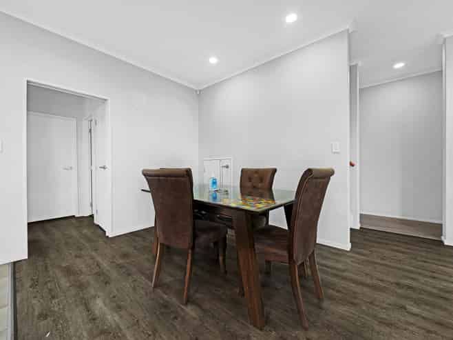 10 Warbler Crescent, Papakura