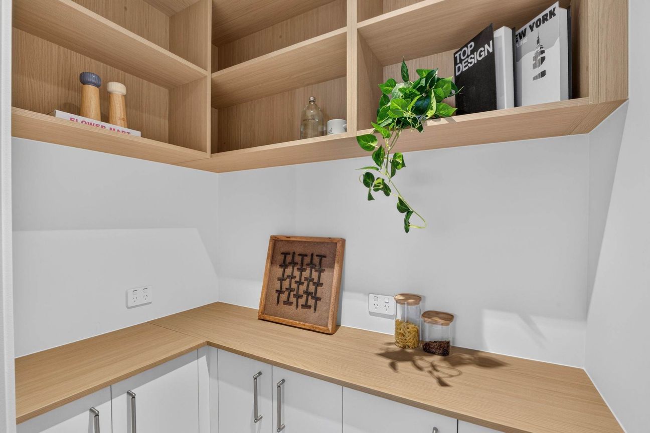 Luxury Family Living On Weybridge! - Widok 6