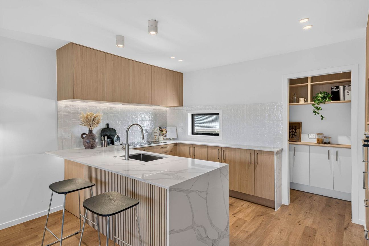 Luxury Family Living On Weybridge! - Widok 5