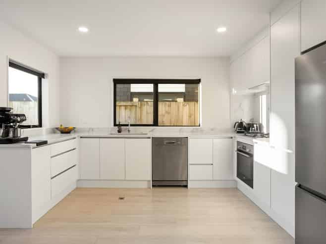 2/5 Tokerau Drive, Rototuna North