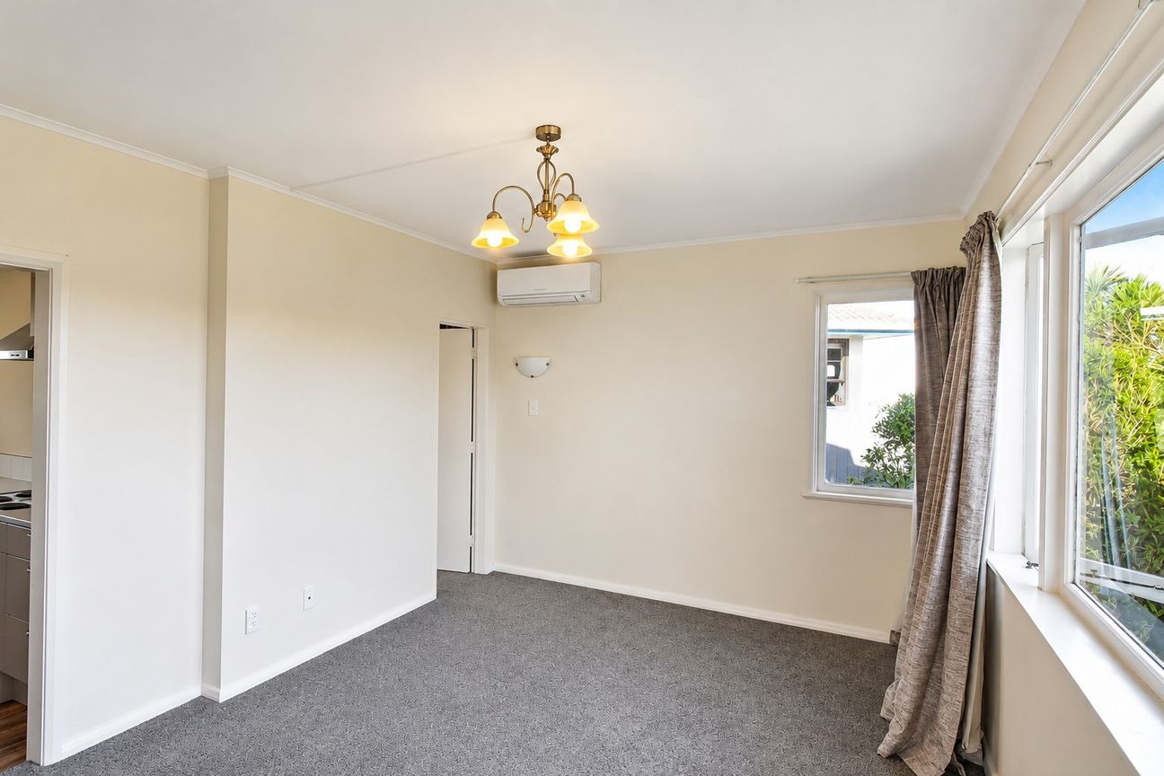 73 Madras Street, Khandallah - Aanzicht 2