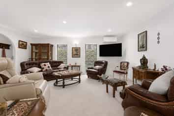 120 Walter Strevens Drive, CONIFER GROVE