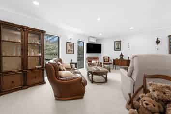 120 Walter Strevens Drive, CONIFER GROVE