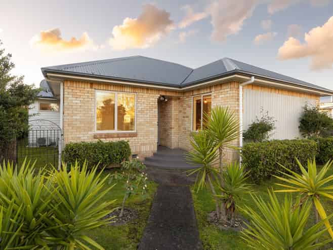 73 Cook Street, Hamilton East