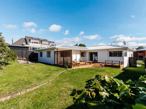 5 Panorama Place, Coastlands