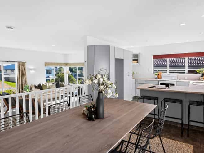5 Panorama Place, Coastlands
