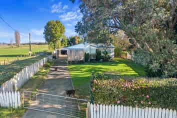 1179 East Coast Road, Kaiaua