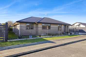14A Walshs Road, Allenton