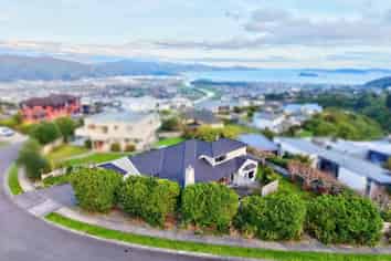 41 Arahiwi Grove, Tirohanga