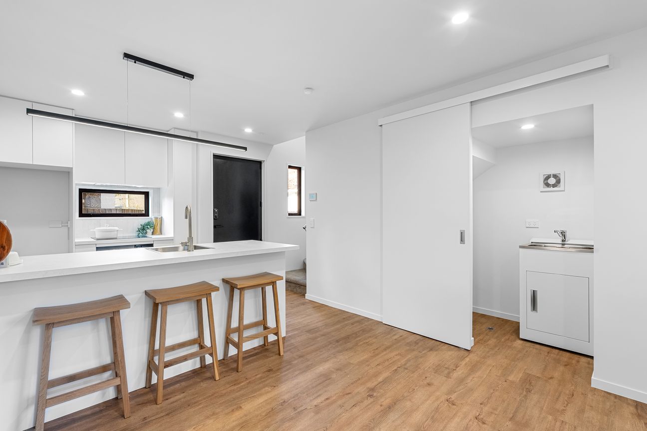 Sunny Corner Units!! - Vista 6
