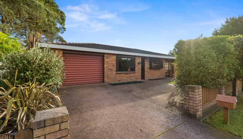 8A Forest Glen, Orewa