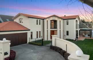 2 Orchard Lane, Springlands
