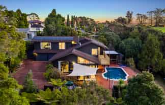 8 Aberdeen Road, Campbells Bay