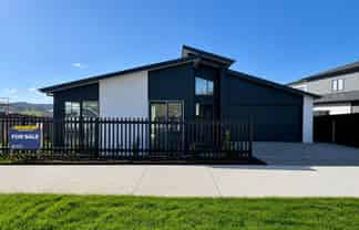 105 Skulander Crescent, Millwater