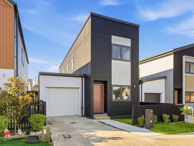 24,32,50 Farranfore Road, Opaheke