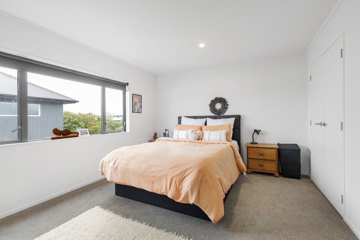 Convenient living on Tremaine! - Mehr