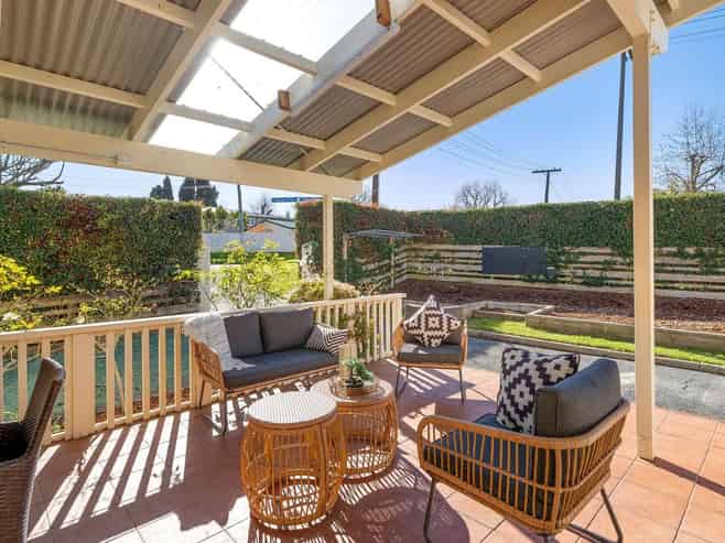 11 Luplau Crescent, Cockle Bay