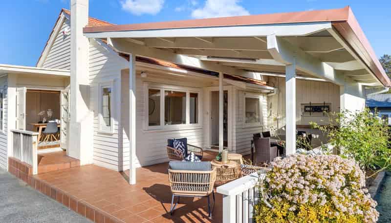 11 Luplau Crescent, Cockle Bay