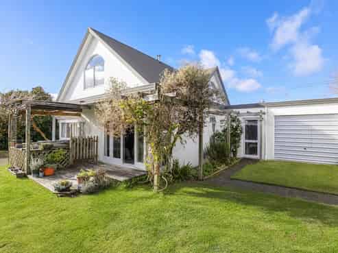11A Selwyn Road, Lynmore