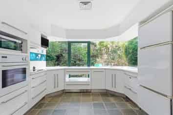 161A Great North Road, Saint Johns Hill