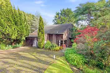 161A Great North Road, Saint Johns Hill