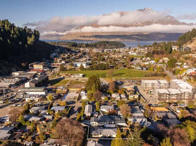 6 Johnson Place, Queenstown
