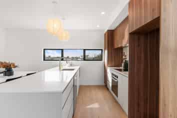 37 Bay Street, Red Beach