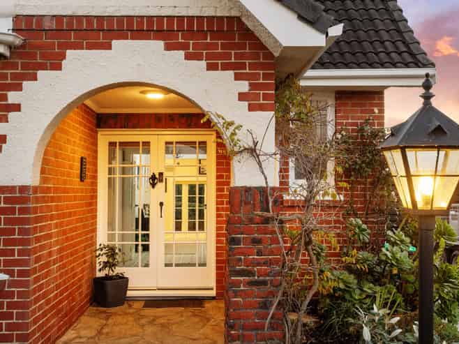 23 Wilson Avenue, Saint Clair