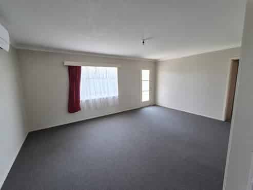 77 Alabama Road, Redwoodtown