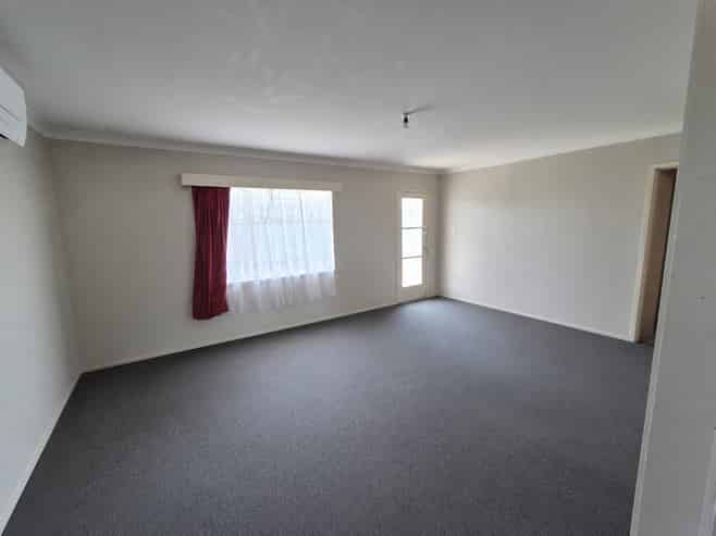 77 Alabama Road, Redwoodtown