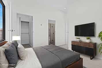 37E Bay Street, Red Beach