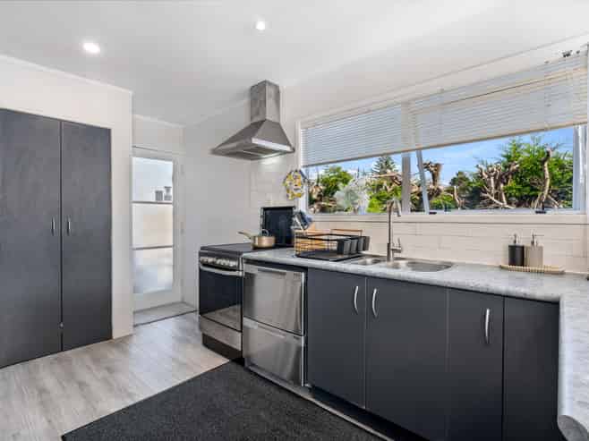 44 Zita Maria Drive, Massey
