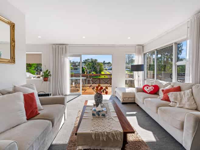 44 Zita Maria Drive, Massey